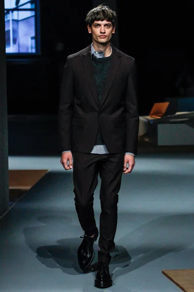 Look 22
